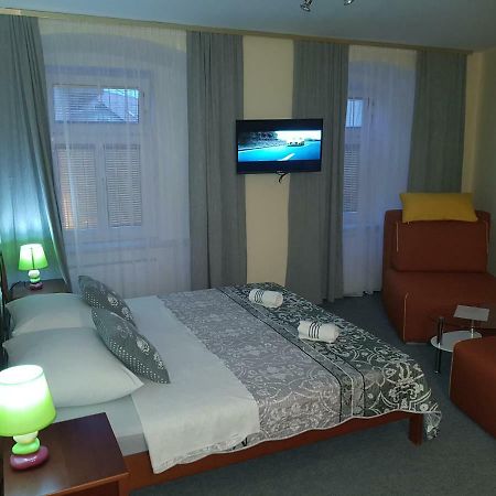 Elg Rooms Postojna Dış mekan fotoğraf