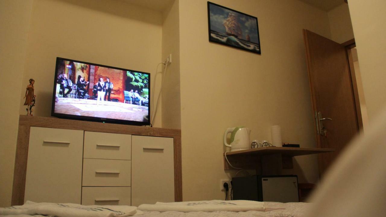 Elg Rooms Postojna Dış mekan fotoğraf