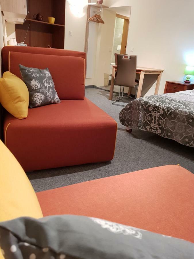 Elg Rooms Postojna Dış mekan fotoğraf