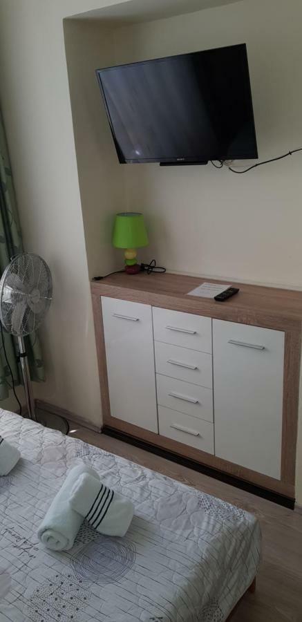 Elg Rooms Postojna Dış mekan fotoğraf