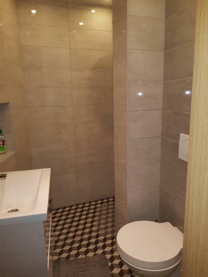 Elg Rooms Postojna Dış mekan fotoğraf